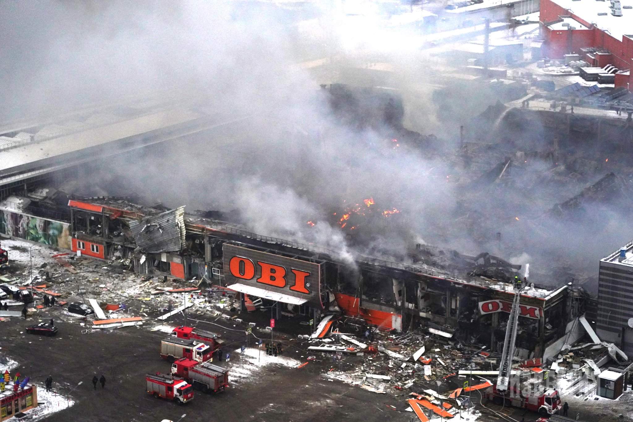 Пожар в подмосковном OBI: хроника и причины крупного ЧП - смотреть видео онлайн