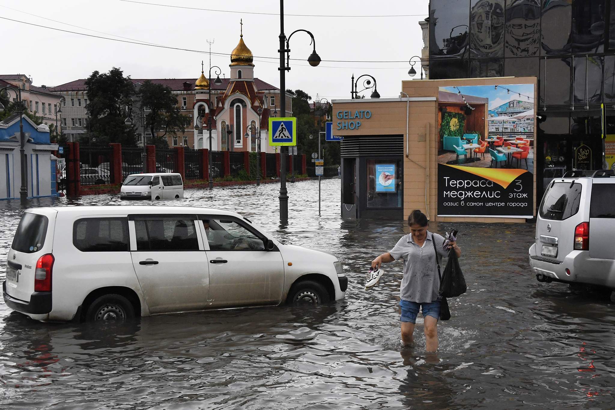 Ливни в приморье. Потоп Уссурийск 2023. Владивосток наводнение. Приморский край наводнение. Владивосток затопило.