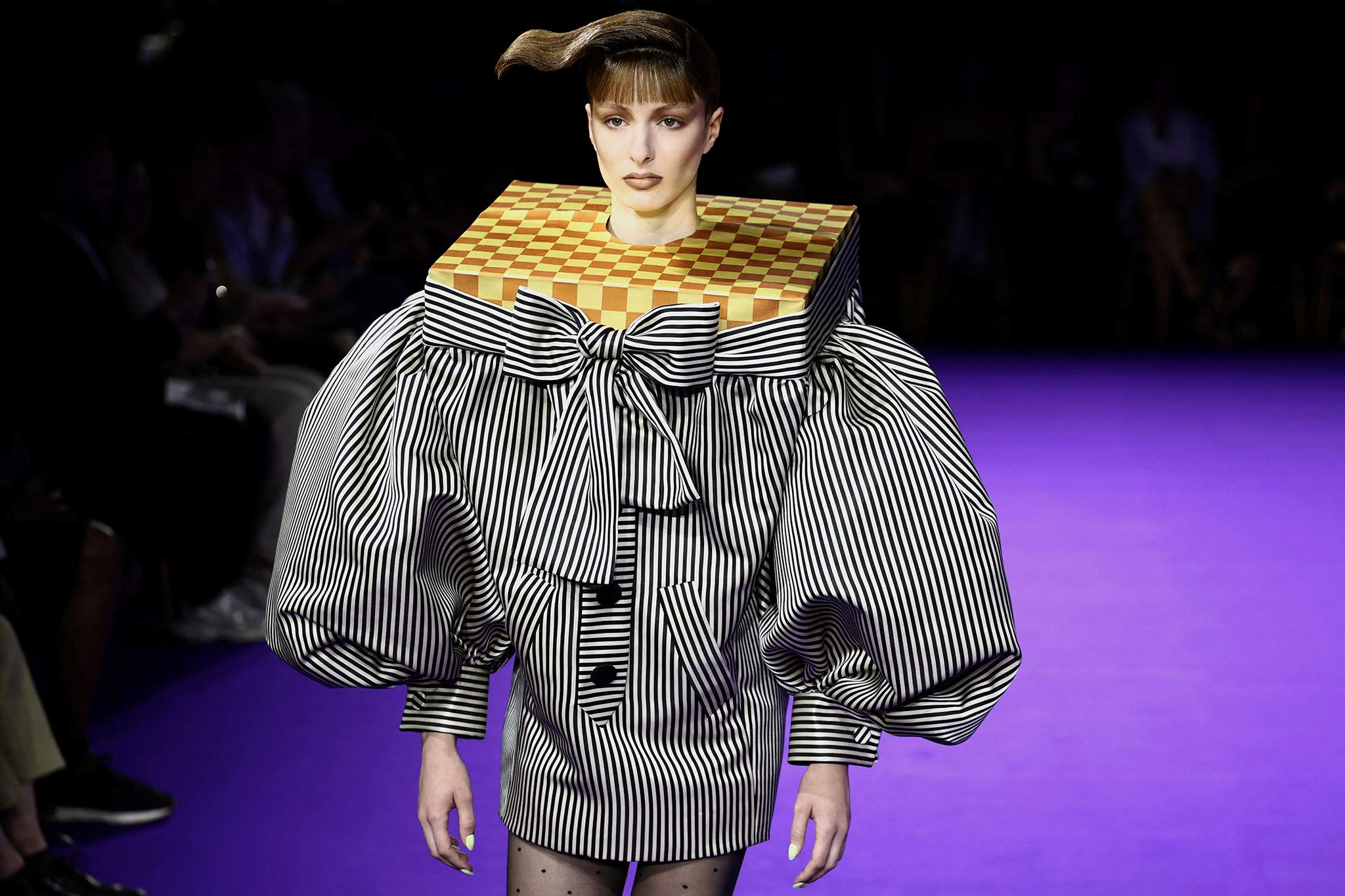 Круизная коллекция Chanel Resort 2025 Селина С. Кайл Make Fashion Inspire Again 