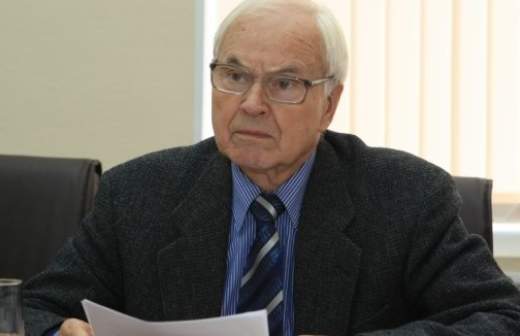 «Колючая проволока появилась в 1961-м, но возведение Берлинской стены началось задолго до этого»