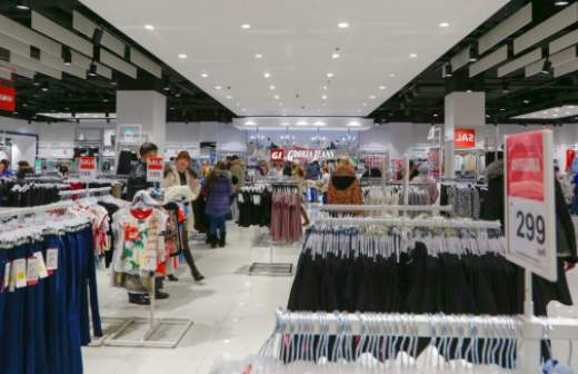 Отечественные ритейлеры сбрасывают одежду