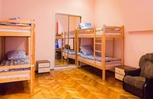 Хостел: гостиница «без звезд»