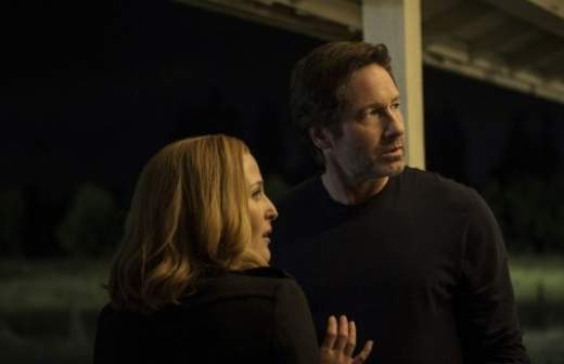 «Секретные материалы»: политика вместо инопланетян