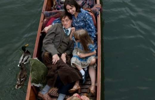 Во «Вселенной Стивена Хокинга» просвечивают оттенки серого