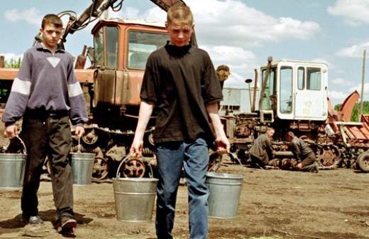 Подростков предлагают наказывать общественными работами за алкоголь