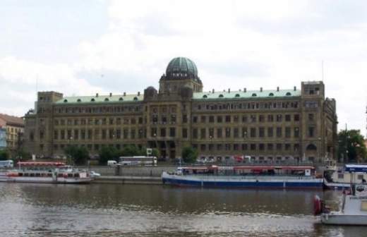 Чехия не поддержала экономических санкций против России