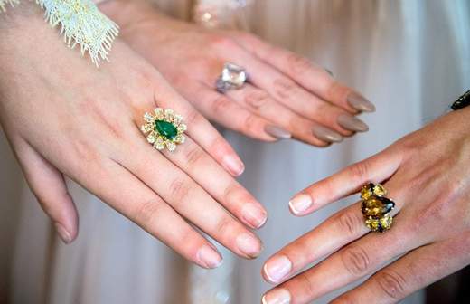 Интернет-торговлю драгоценностями легализуют с начала 2018 года