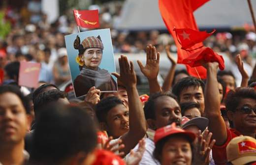 Мьянма проголосовала за выход из «оси зла»