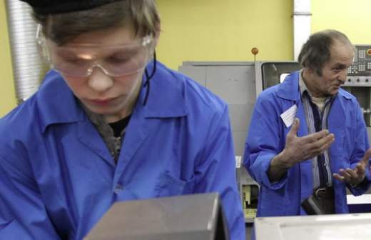 В ГД настаивают на сохранении льгот для выпускников техникумов и ПТУ  