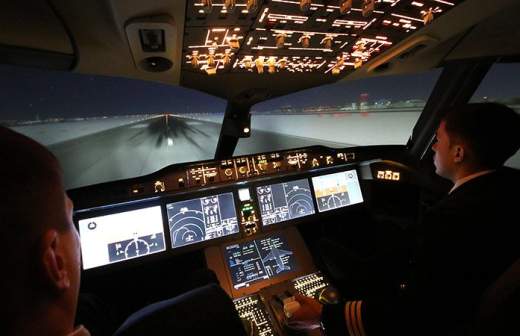 Летчиков с заочным образованием оставили за бортом