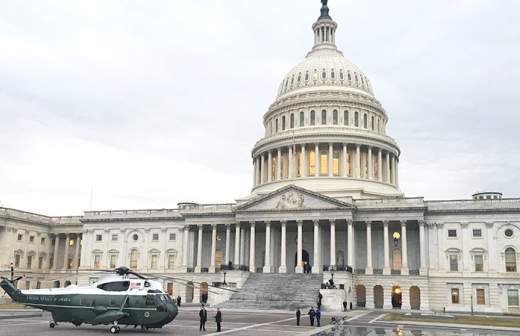 Мексика грозит заморозить правительство США