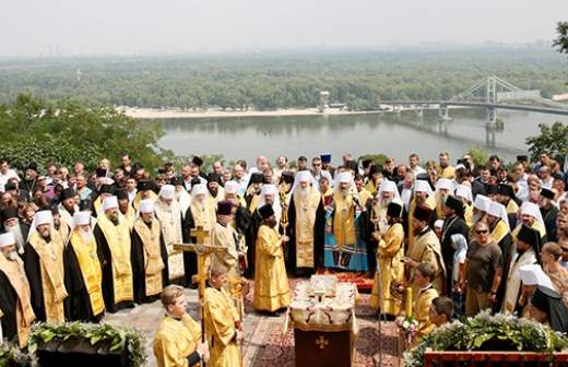 «Всё, что может церковь, — молиться о мире в Украине»
