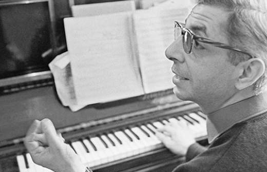 Большой театр принял Фигаренко и Калиостро