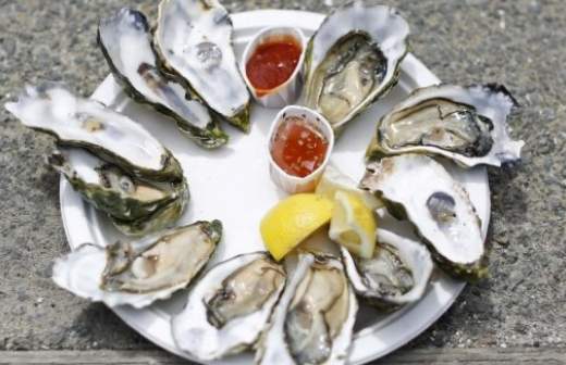 Россия обойдется без хамона, устриц и рокфора