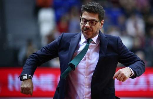 «Локомотив-Кубань» может уволить Фотиса Кацикариса в ноябре