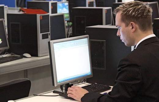 Электронные дипломы и аттестаты будут жить 25 лет