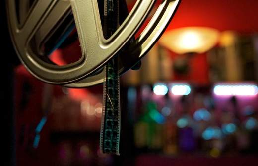 Русские поют, мечтают и видят сны