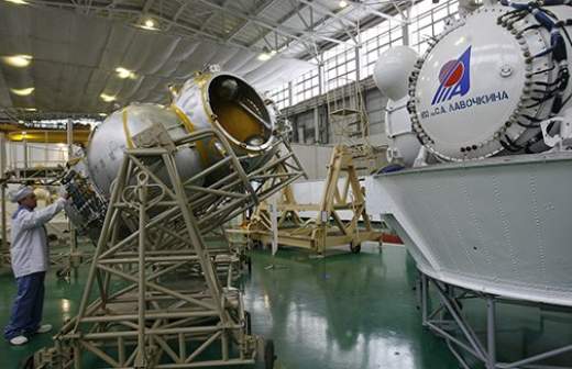 В НПО им. С.А. Лавочкина отменили надбавки и премии