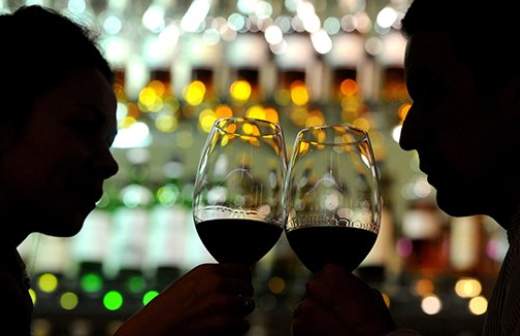 Реклама алкоголя может вернуться в печать и интернет