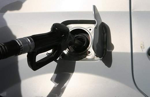 Белорусский бензин толкнул цены вниз