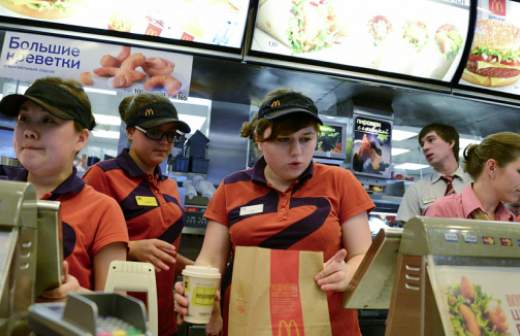 В говяжьих котлетах «Макдоналдса» нашли ДНК курицы