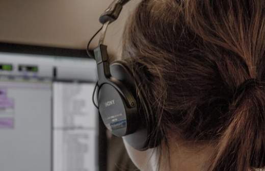 Кибермошенники тратят 40% похищенных средств на исследования