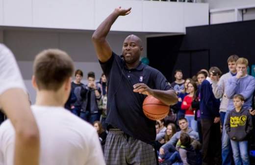 «В НБА должны появляться новые Кириленко и Мозговы»