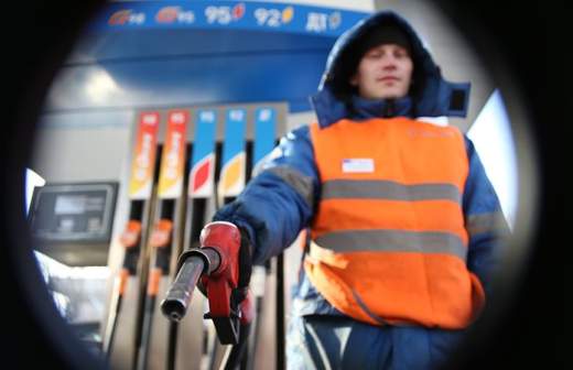 Нефтяники хотят избавиться от акциза на бензин
