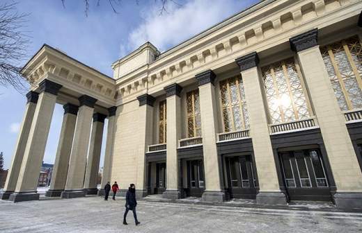 Альтернативную службу можно будет пройти в оперном театре Новосибирска