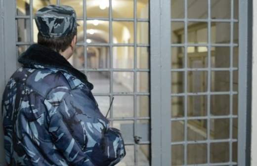 За пытки в изоляторах и колониях предлагают сажать пожизненно