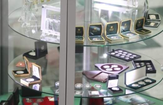 Россияне полюбили золотые монеты 