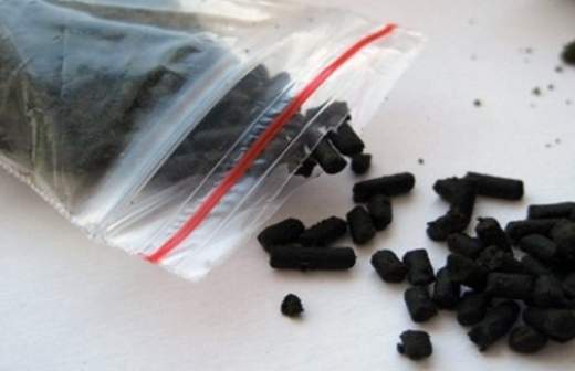 Депутаты хотят приравнять жевательный табак насвай к наркотикам