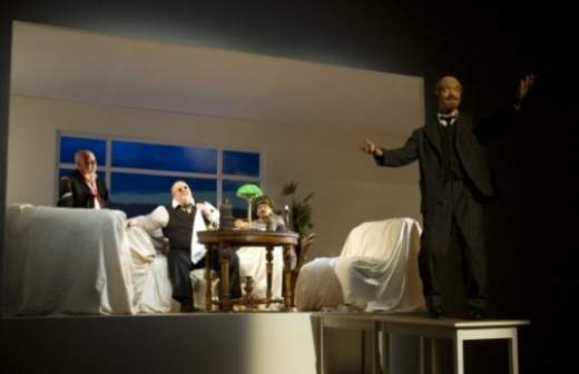 Дмитрий Крымов не пощадил Чебурашку