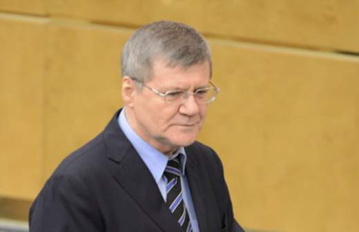 Юрий Чайка отругал регионы за ЖКХ 