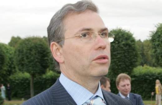 Экс-министр Кузнецов может провести во французской тюрьме больше года