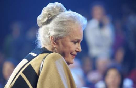 Элина Быстрицкая борется за «Цветной»