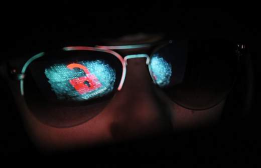 Хакеры переключатся на внутренние системы банков