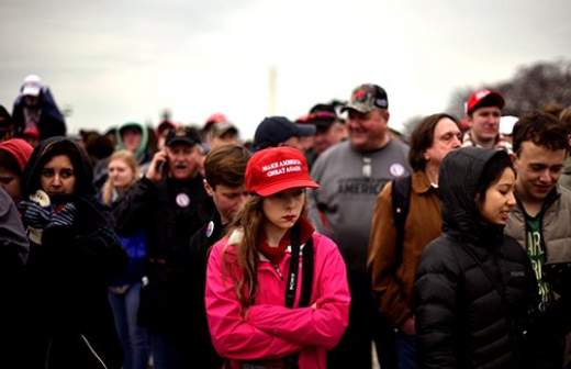 Ученые создали программу, моделирующую панику толпы