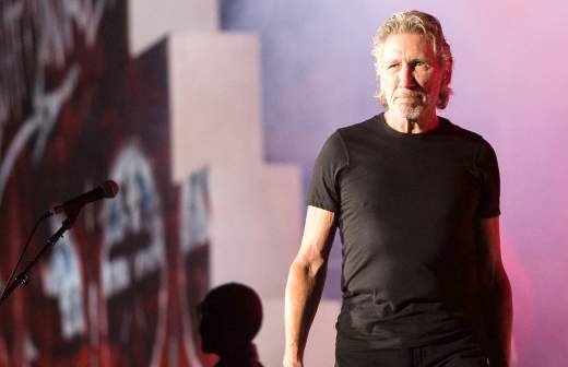 Роджер Уотерс из Pink Floyd спросил у Путина о завершении конфликта на