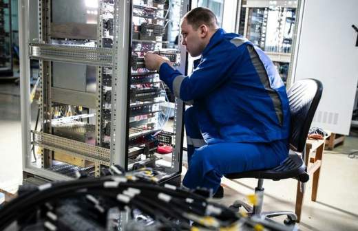 что строят на дороге жизни около ленты. Смотреть фото что строят на дороге жизни около ленты. Смотреть картинку что строят на дороге жизни около ленты. Картинка про что строят на дороге жизни около ленты. Фото что строят на дороге жизни около ленты