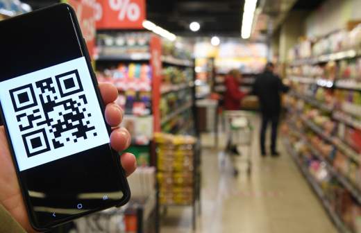 нужен ли qr код для поездки на самолете заграницу. RIAN 6209958.HR .ru%204. нужен ли qr код для поездки на самолете заграницу фото. нужен ли qr код для поездки на самолете заграницу-RIAN 6209958.HR .ru%204. картинка нужен ли qr код для поездки на самолете заграницу. картинка RIAN 6209958.HR .ru%204. Роспотребнадзор обновил рекомендации для россиян, которые возвращаются из-за рубежа в РФ. Согласно новым требованиям, граждане, начиная с 00:00 20 июля 2021 года, обязаны заполнить анкету прибывающего в страну на сайте Госуслуг до обратного вылета и получить соответствующий QR-код. Те из них, кто не сможет предоставить QR-код в электронном или распечатанном виде и не заполнит анкеты, не должен приниматься к регистрации и перевозке. Нужны ли QR-коды, подтверждающие прохождение вакцинации от коронавируса и ПЦР-тесты при посадке на самолёт или поезд для выезда заграницу? BUSINESS опросил все главные аэропорты Москвы и РЖД.