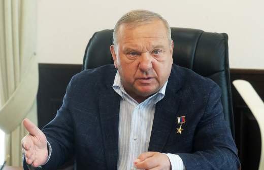 Вчера в парке горького что было. ER1 0338.JPG. Вчера в парке горького что было фото. Вчера в парке горького что было-ER1 0338.JPG. картинка Вчера в парке горького что было. картинка ER1 0338.JPG. Уголовное дело по статье «Применение насилия в отношении представителя власти» возбуждено после беспорядков, произошедших в Парке Горького в Москве во время празднования Дня Воздушно-десантных войск (ВДВ). Об этом в понедельник, 3 августа, сообщила старший помощник руководителя главного следственного управления Следственного комитета России по Москве Юлия Иванова.