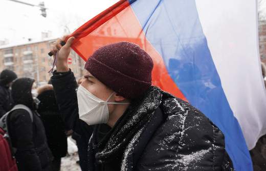 Роскомнадзор составил протоколы соцсетям за вовлечение детей в несанкционированные акции