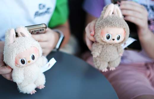 Создатель Лабубу Ван Нин вошел в список 100 богатейших людей мира Создатель Лабубу Ван Нин вошел в список 100 богатейших людей мира