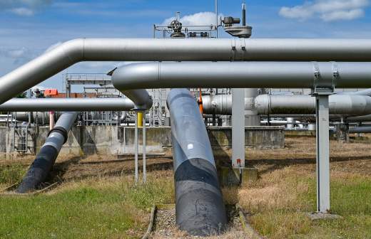 В Венгрии назвали причины ударов Украины по нефтепроводу «Дружба» В Венгрии назвали причины ударов Украины по нефтепроводу «Дружба»