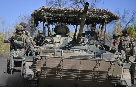 Российские военные продолжают продвижение в восточной части Красноармейска