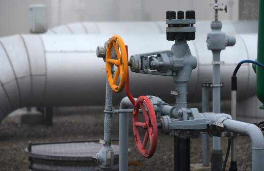 Премьер-министр Венгрии заявил о стойкости перед шантажом в ЕС