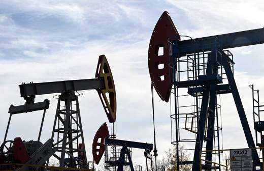 Участники ОПЕК+ договорились нарастить добычу нефти на 206 тыс. баррелей в сутки Участники ОПЕК+ договорились нарастить добычу нефти на 206 тыс. баррелей в сутки