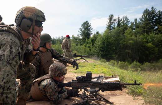США начали вывод более 1 тыс. военных и техники из Литвы