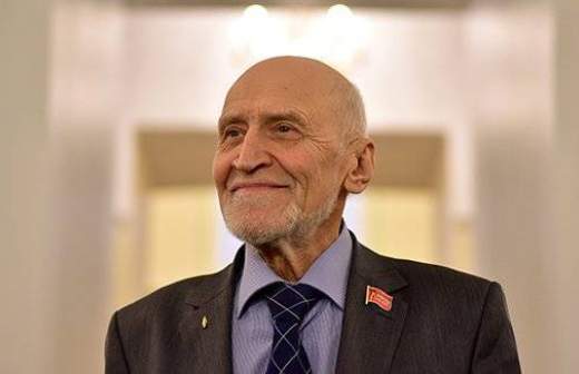 Дроздов пообещал навестить в больнице сбитую им женщину